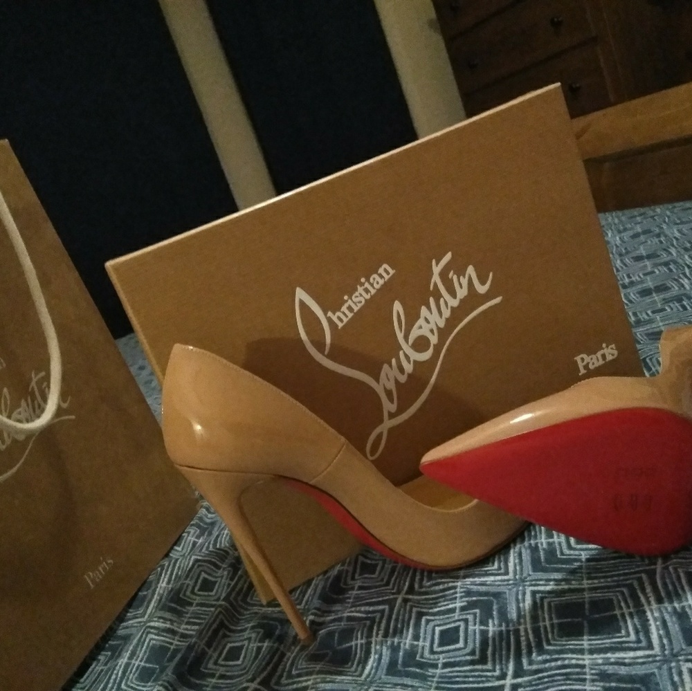 37.5 Christan Loubitons So Kate 120m Nude